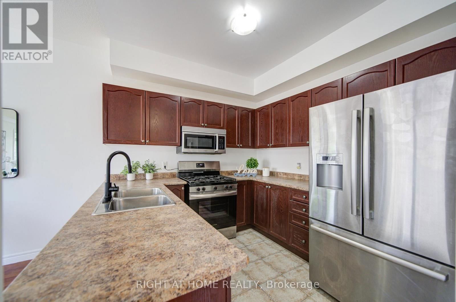 1 - 6 ATESSA DRIVE Image 5