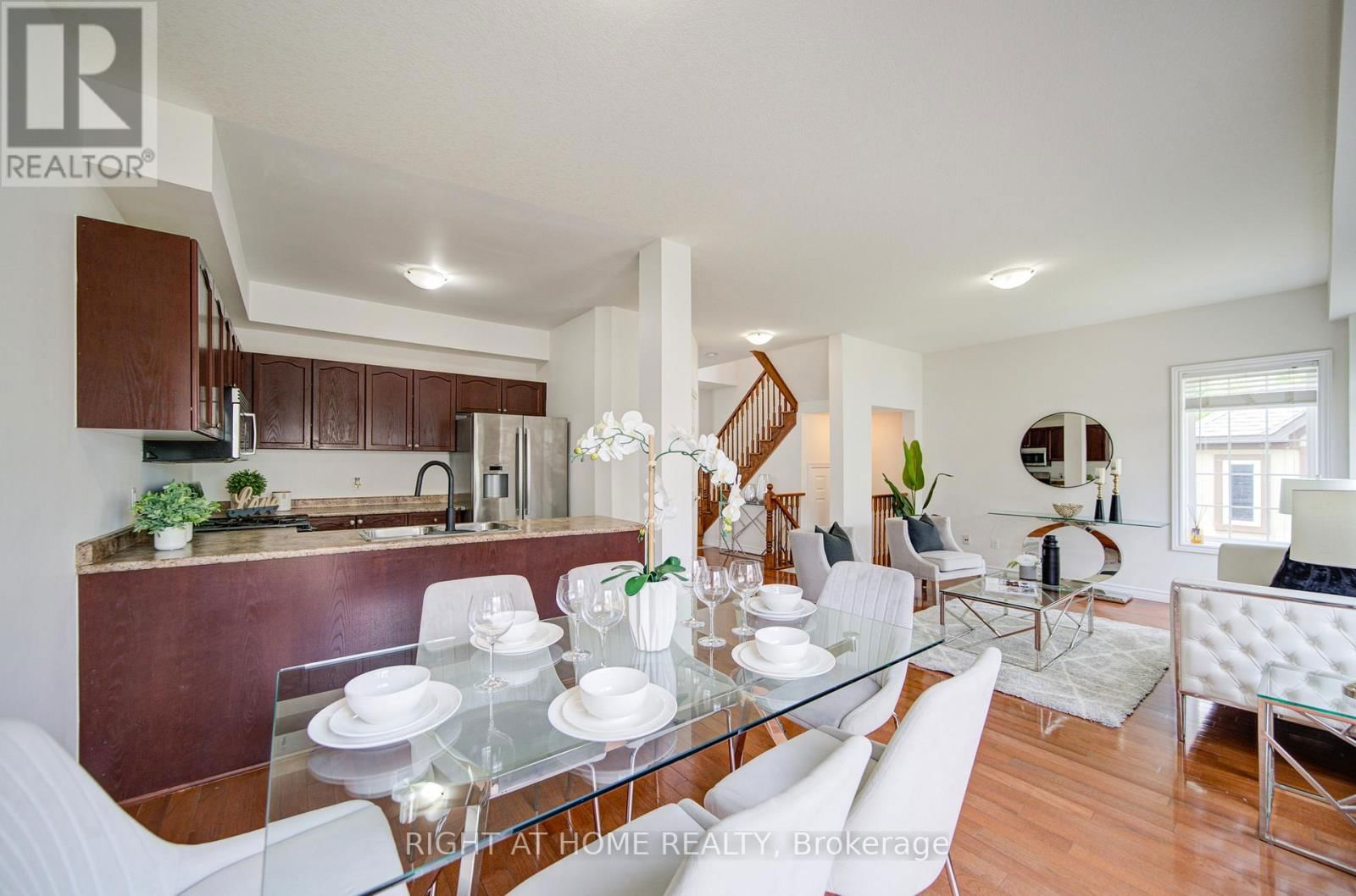 1 - 6 ATESSA DRIVE Image 6