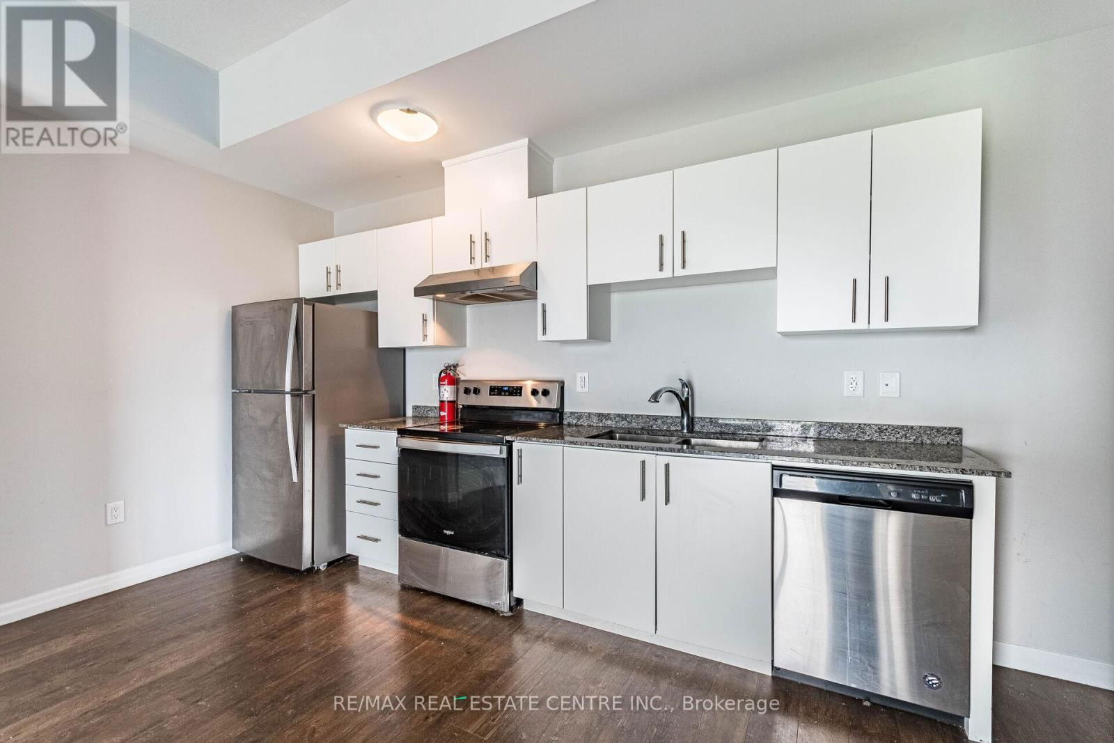 419 - 35 KINGSBURY SQUARE Image 15