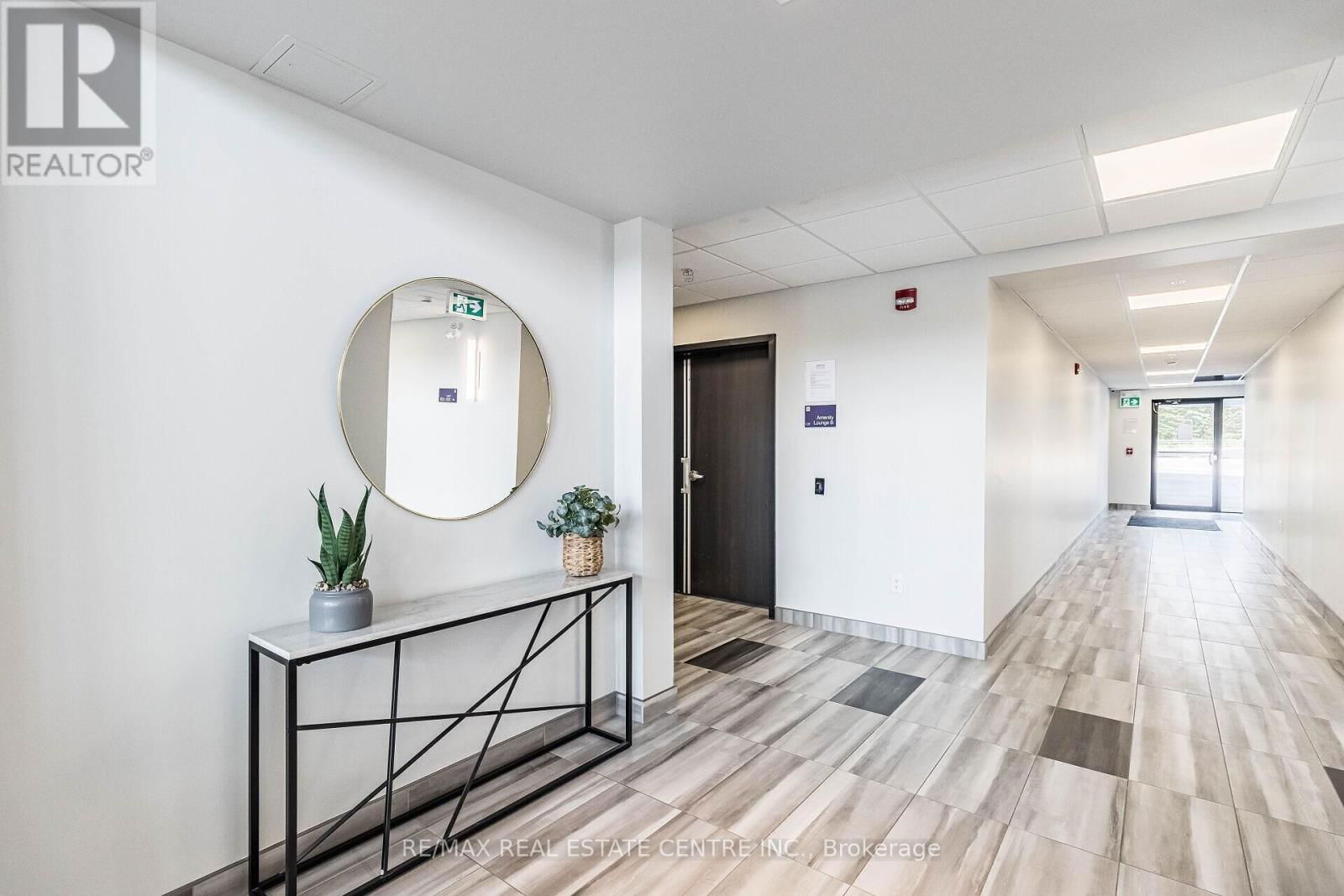 419 - 35 KINGSBURY SQUARE Image 6