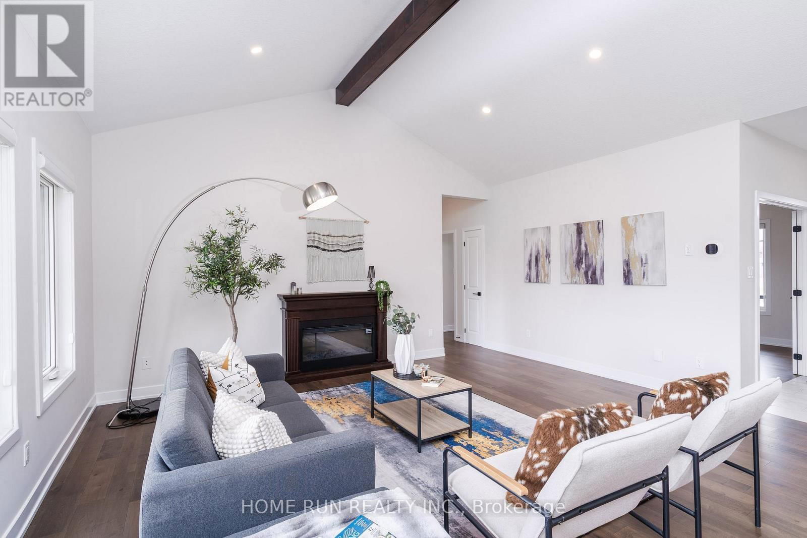 212 SUMMERVIEW TERRACE Image 17