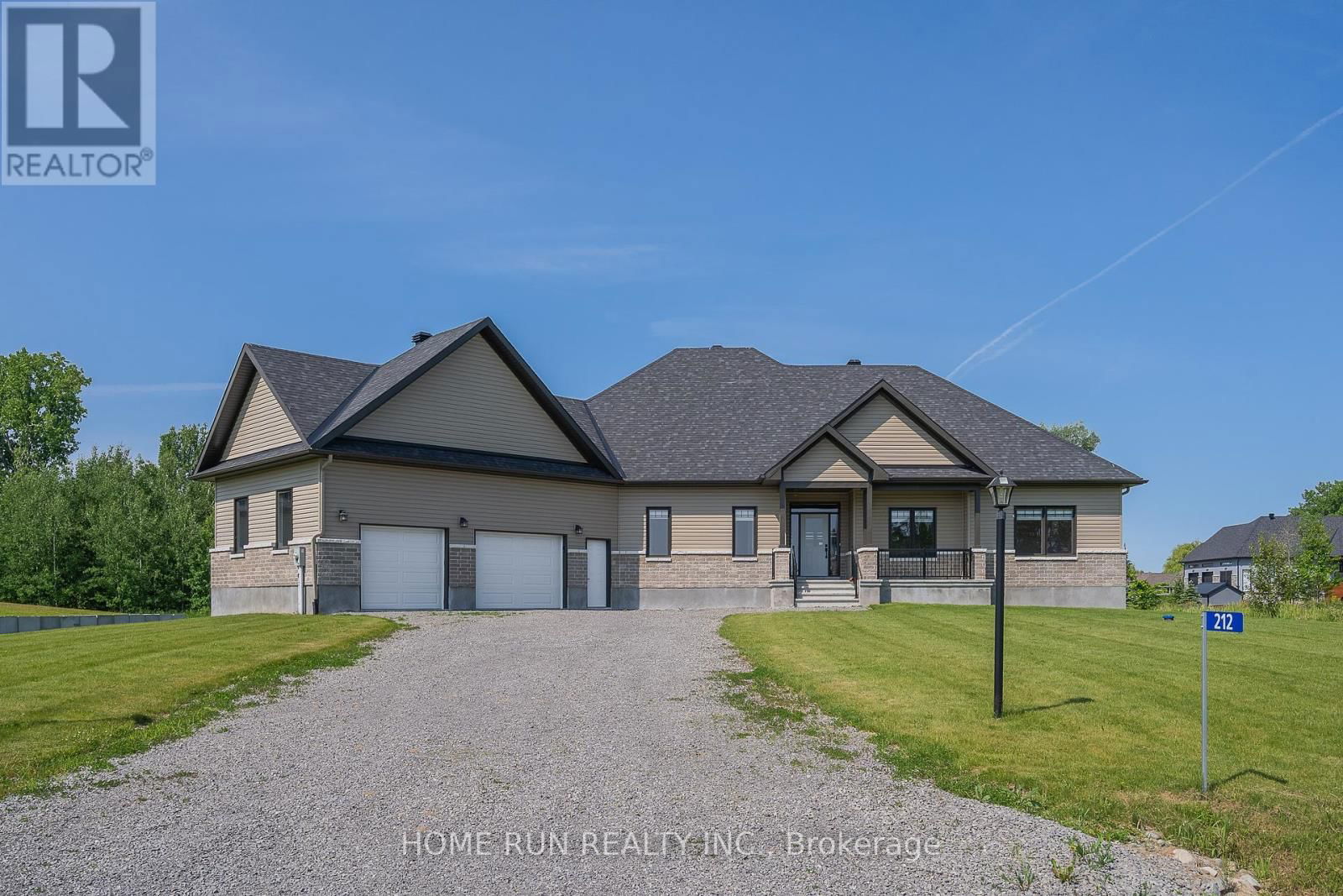 212 SUMMERVIEW TERRACE Image 44