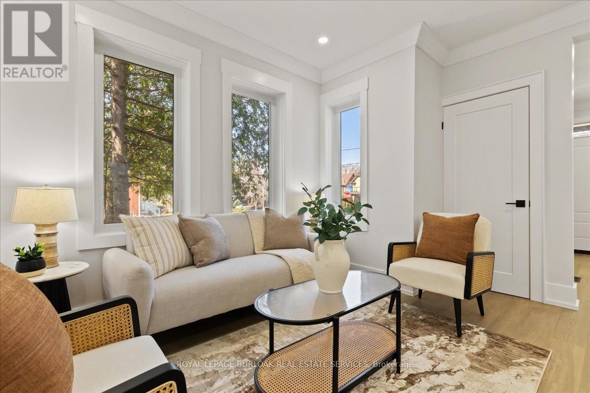 81 SAMUEL STREET Image 13