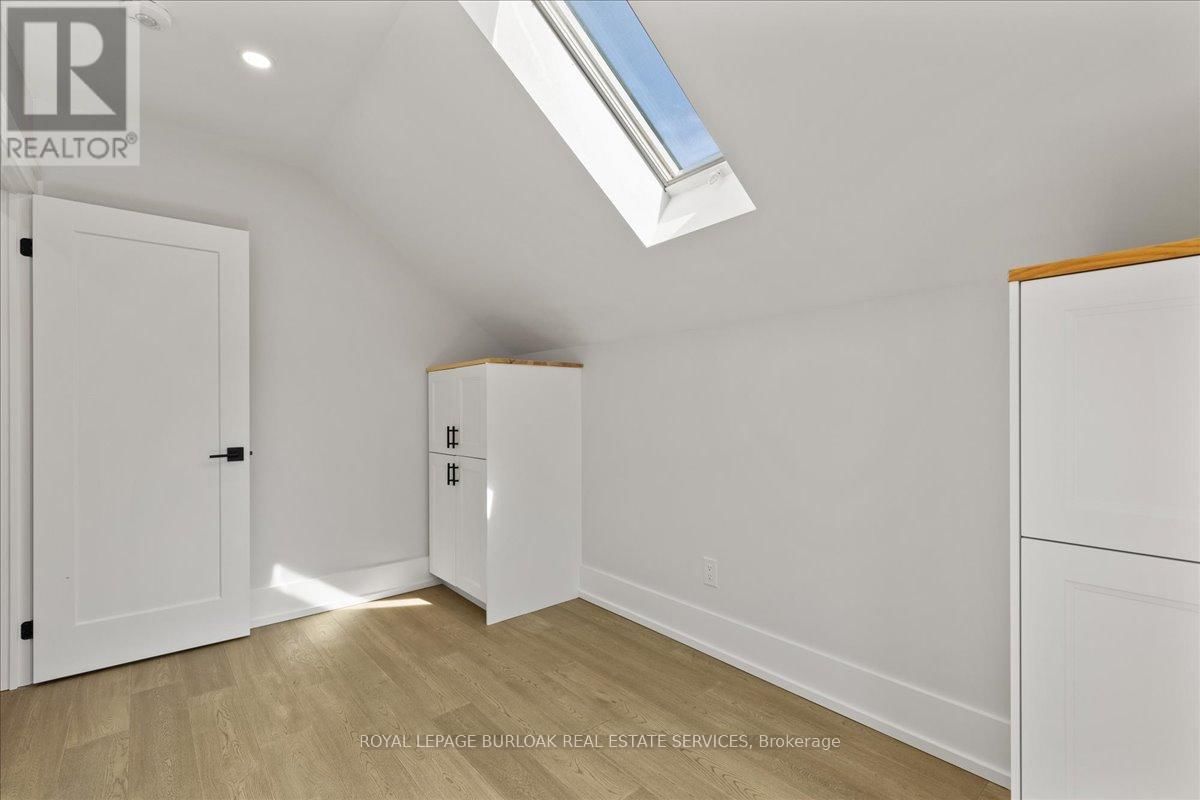 81 SAMUEL STREET Image 26