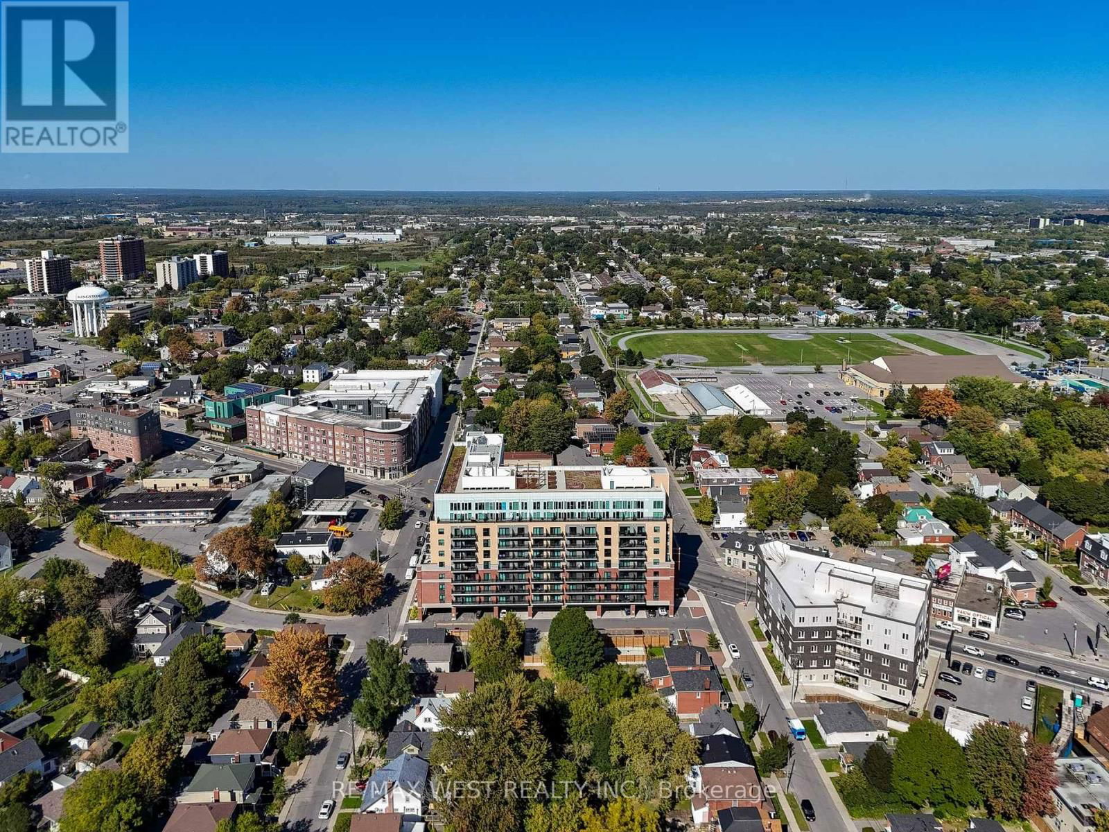 440 - 652 PRINCESS STREET Image 2