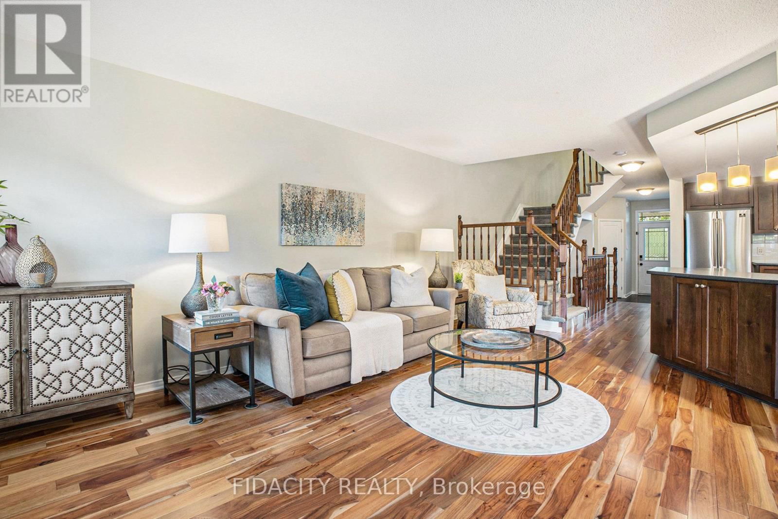 1493 CARRONBRIDGE CIRCLE Image 10