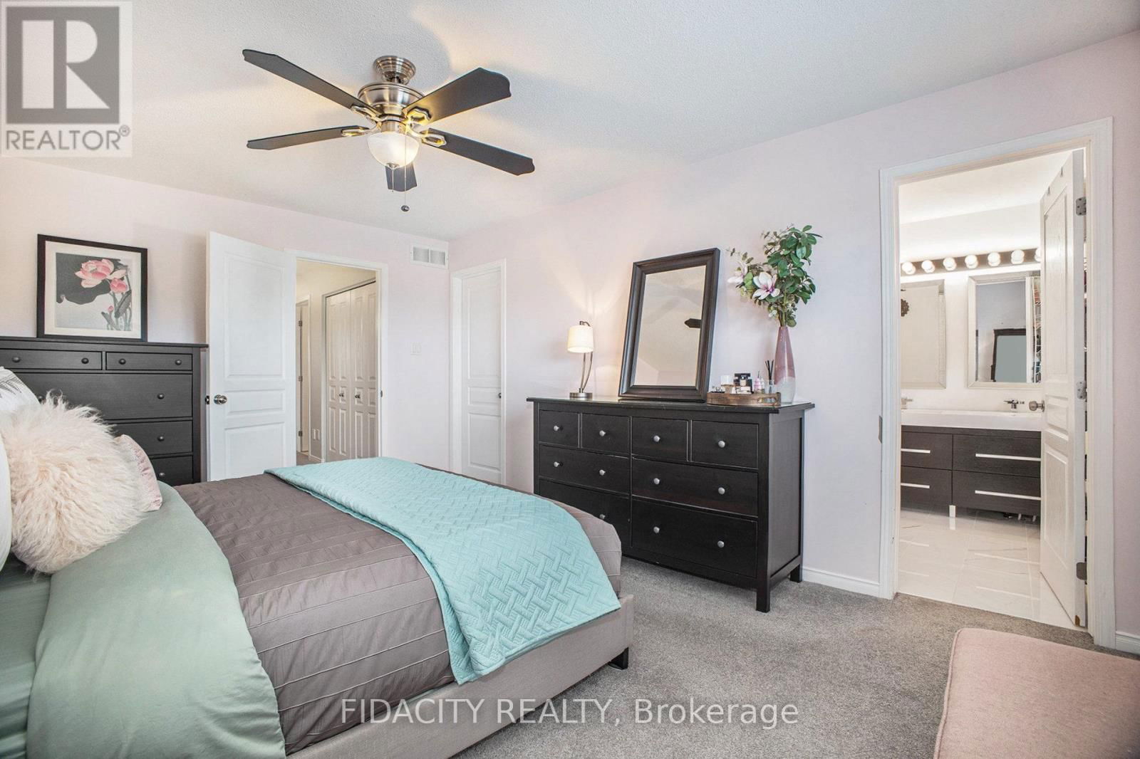 1493 CARRONBRIDGE CIRCLE Image 16