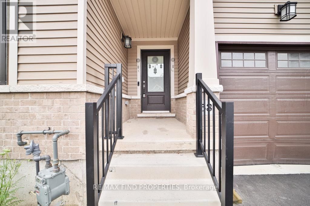 53 - 4311 MANN STREET Image 4