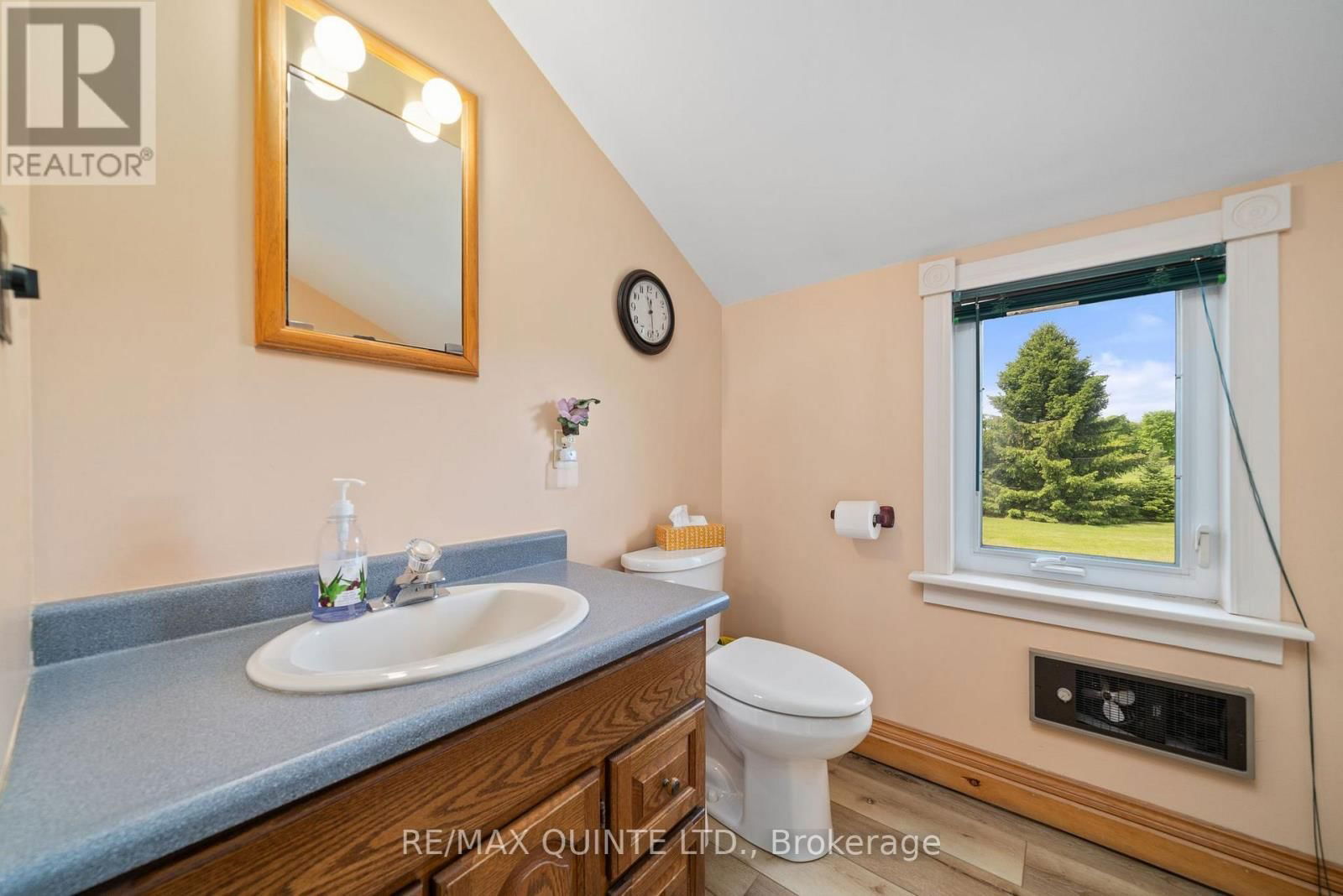 652 PALMATEER ROAD Image 26