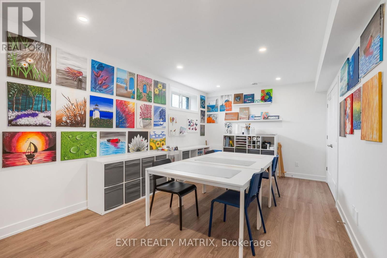 521 BARRAGE STREET Image 22