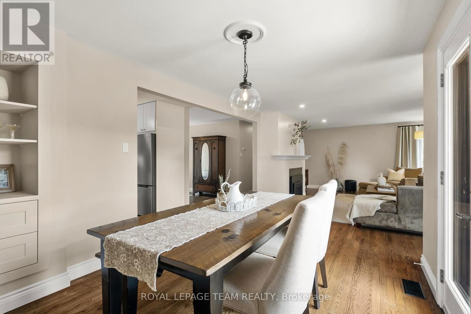 314 CLOTHIER STREET WEST Image 14