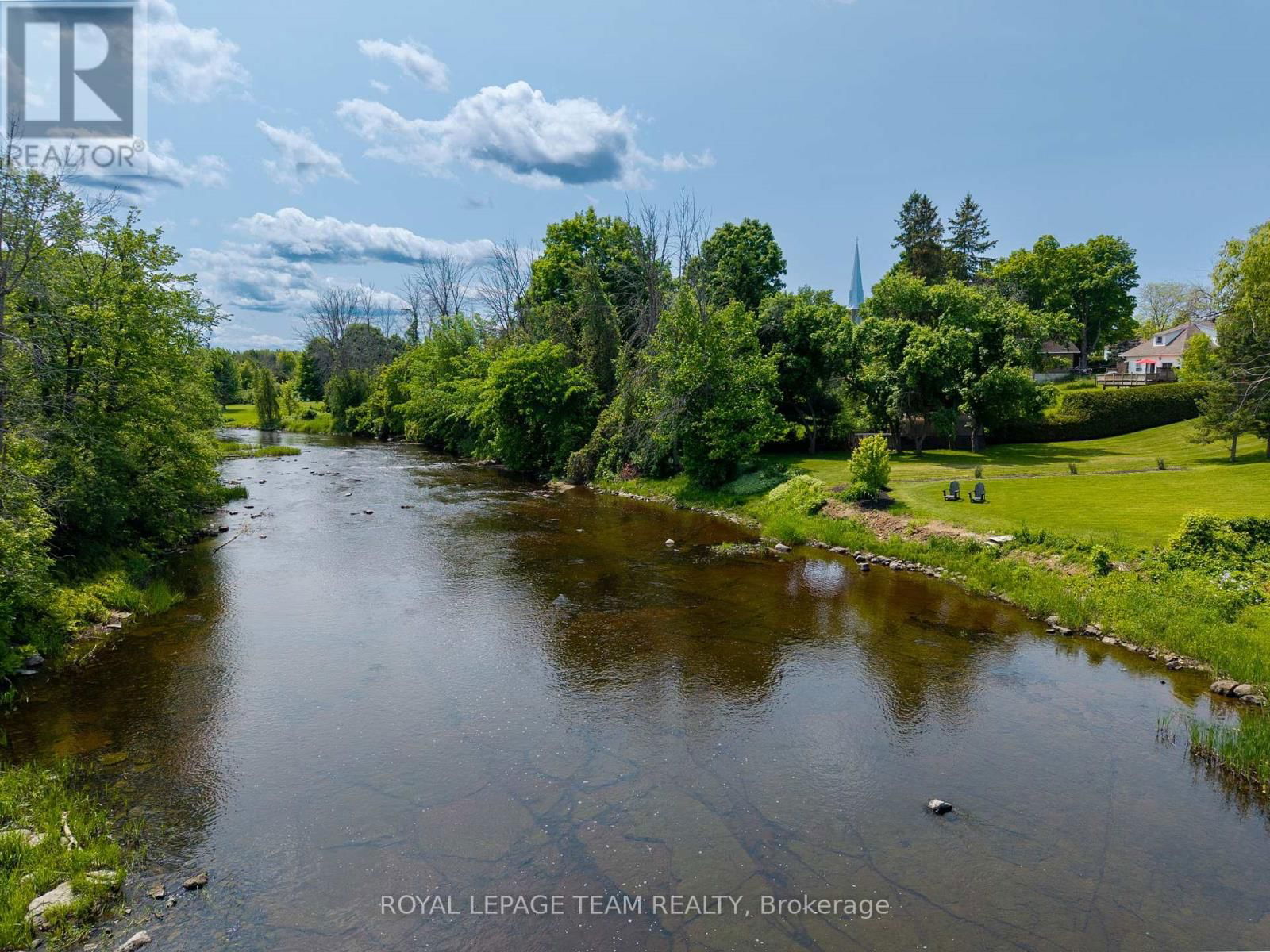 314 CLOTHIER STREET WEST Image 8