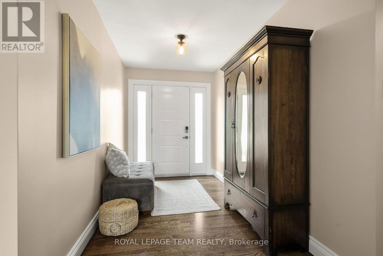 314 CLOTHIER STREET WEST Image 9