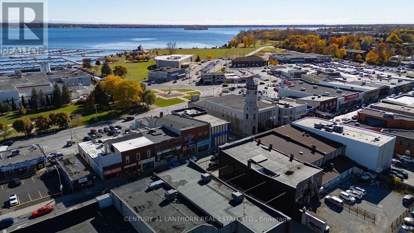 55 DUNDAS STREET WEST Image 18
