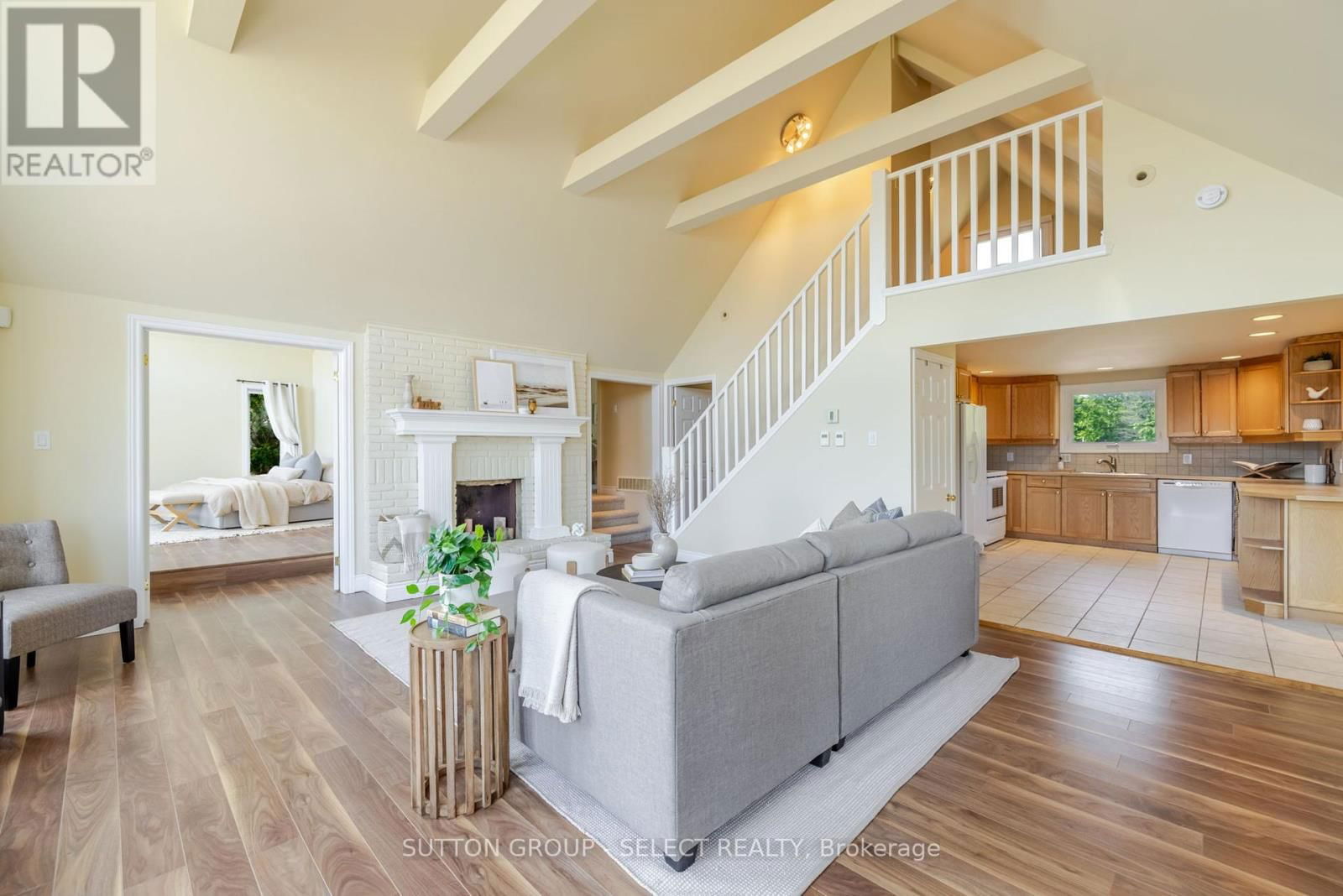 7474 RIVERSIDE DRIVE Image 11
