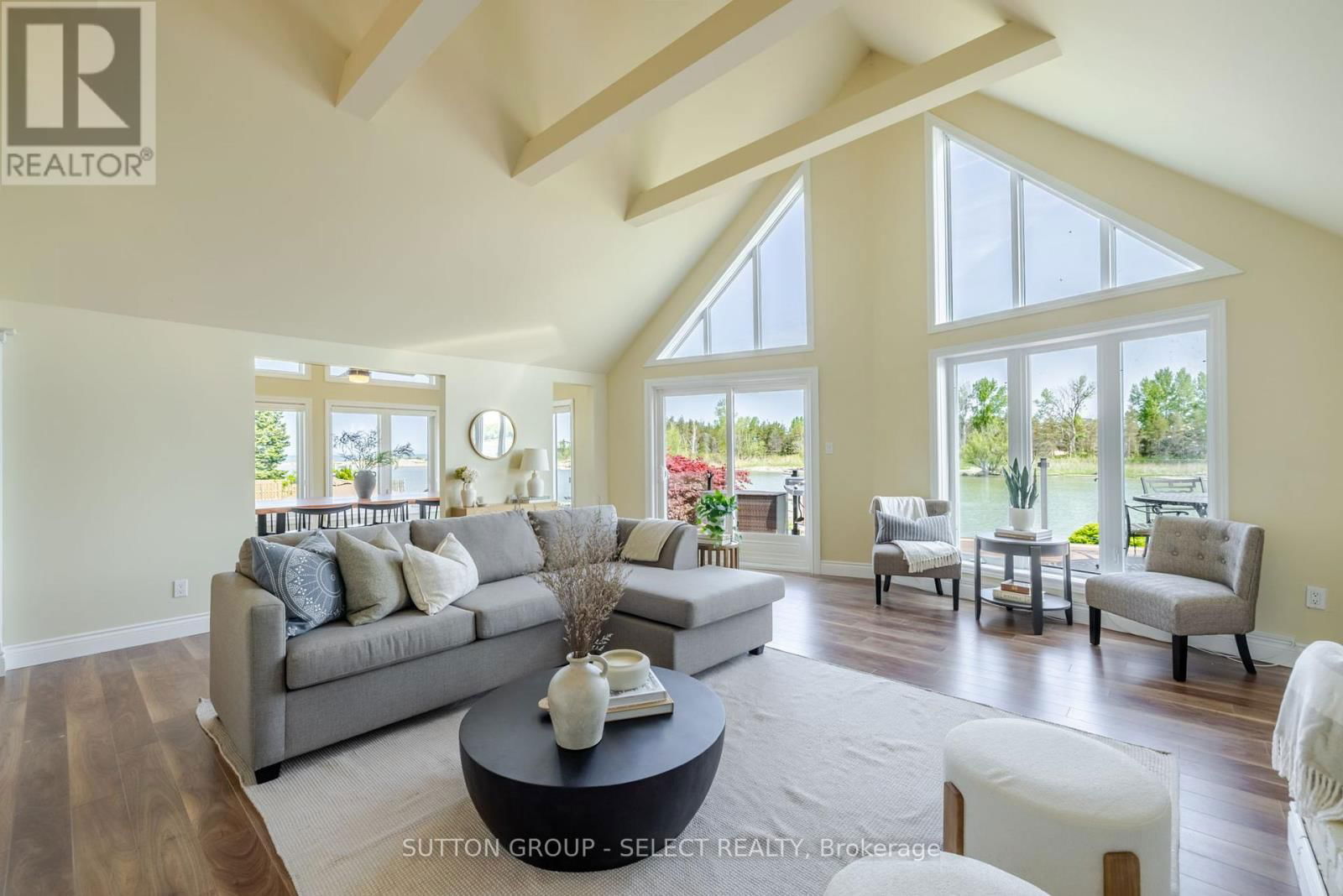 7474 RIVERSIDE DRIVE Image 15