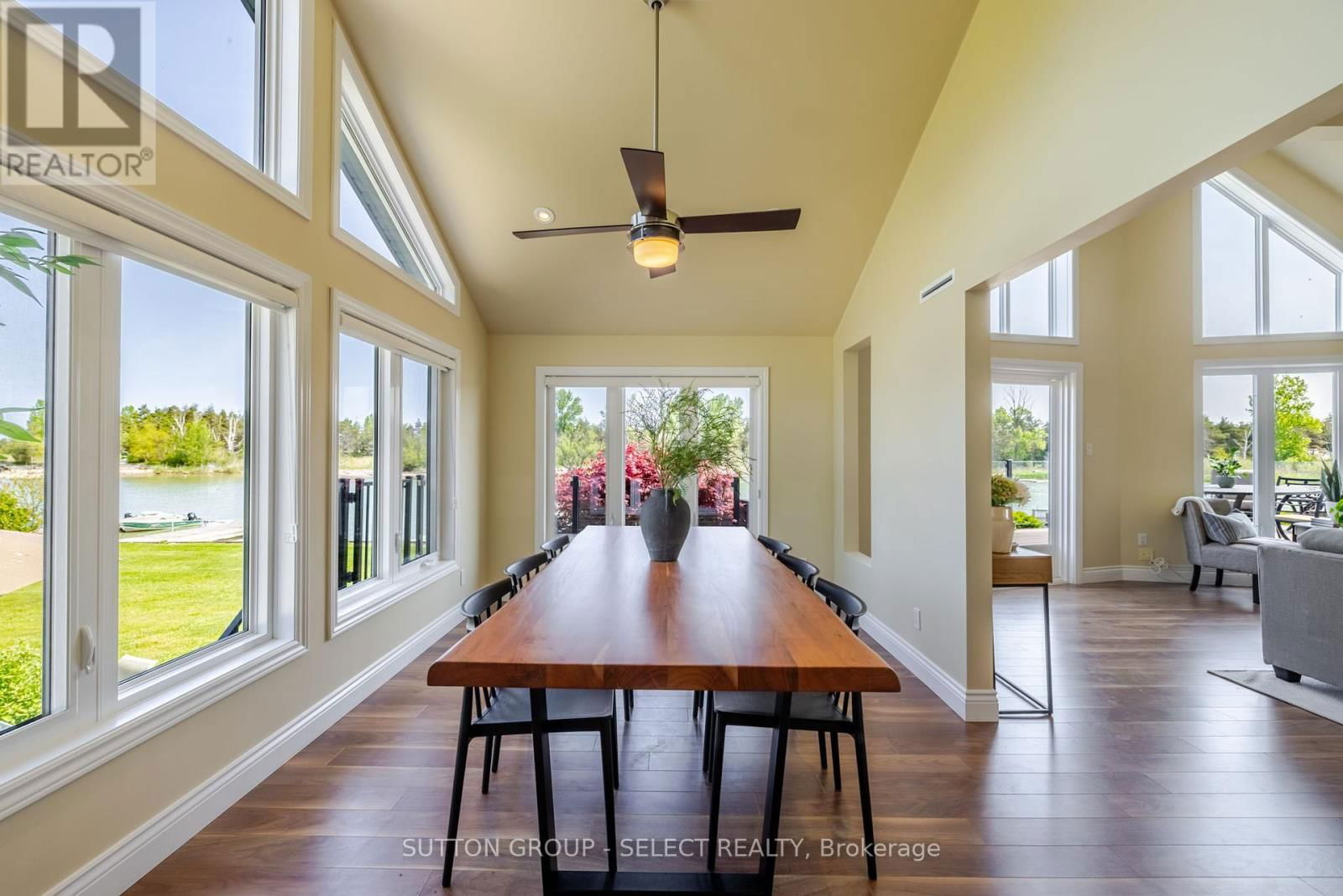 7474 RIVERSIDE DRIVE Image 16