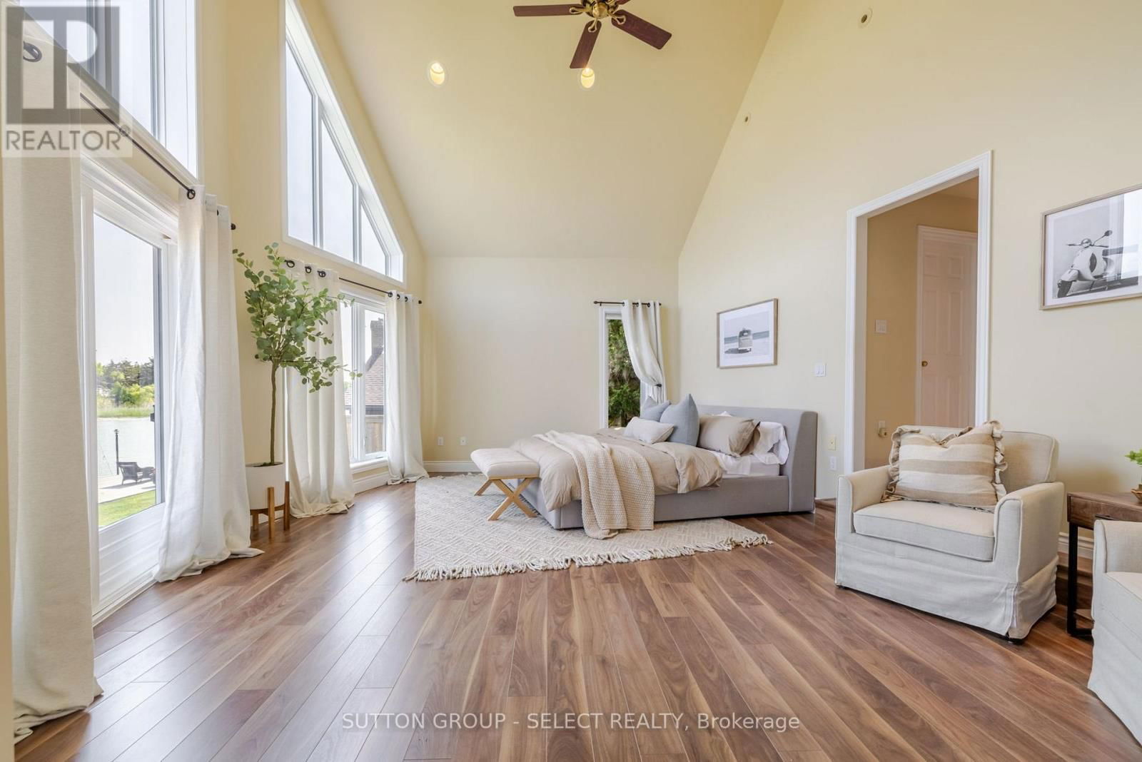 7474 RIVERSIDE DRIVE Image 22