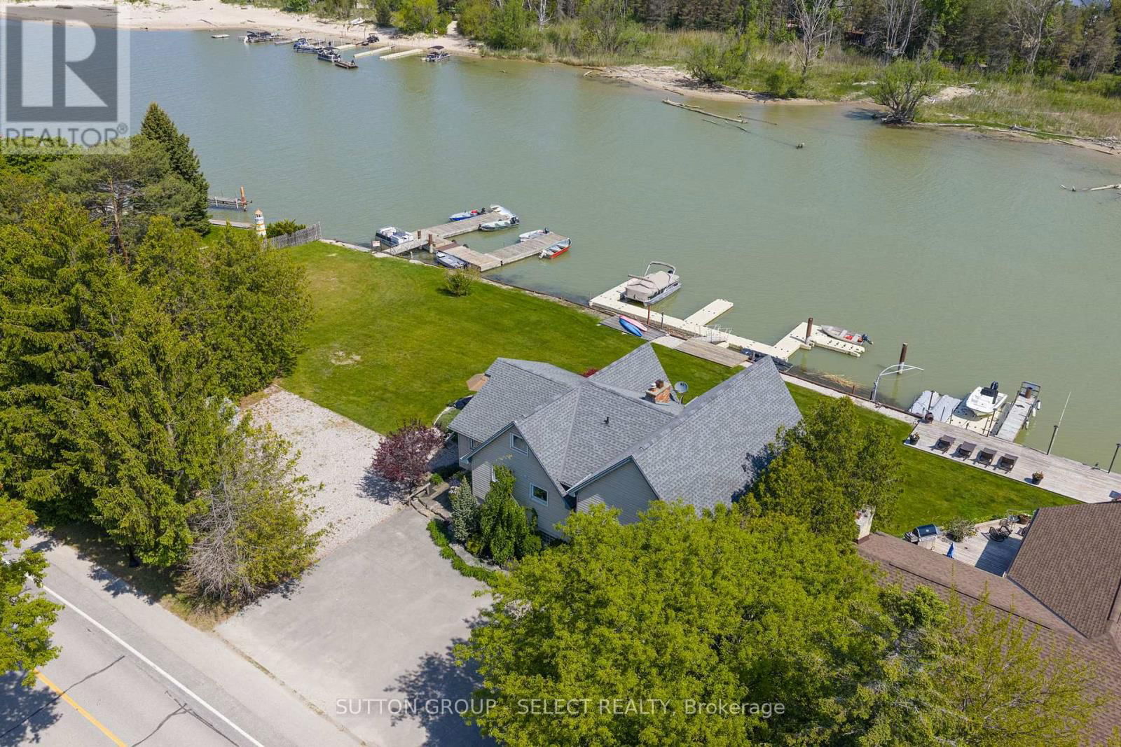 7474 RIVERSIDE DRIVE Image 6