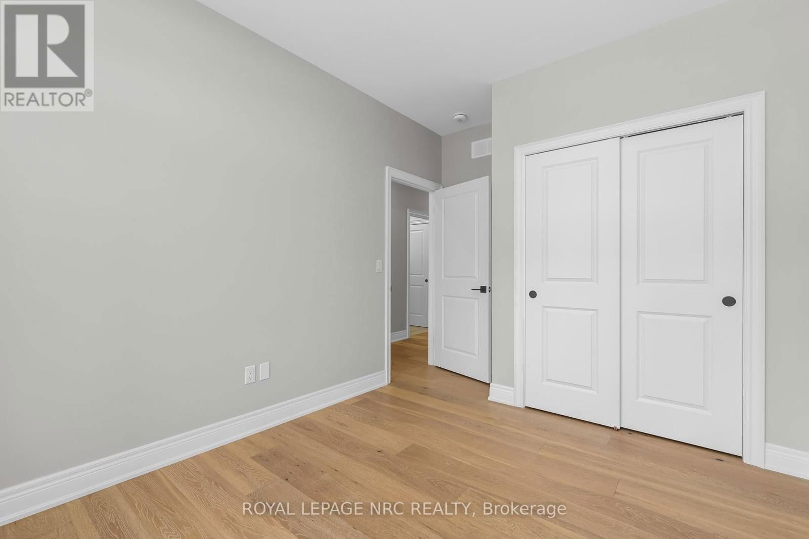 736 CLARENCE STREET Image 5
