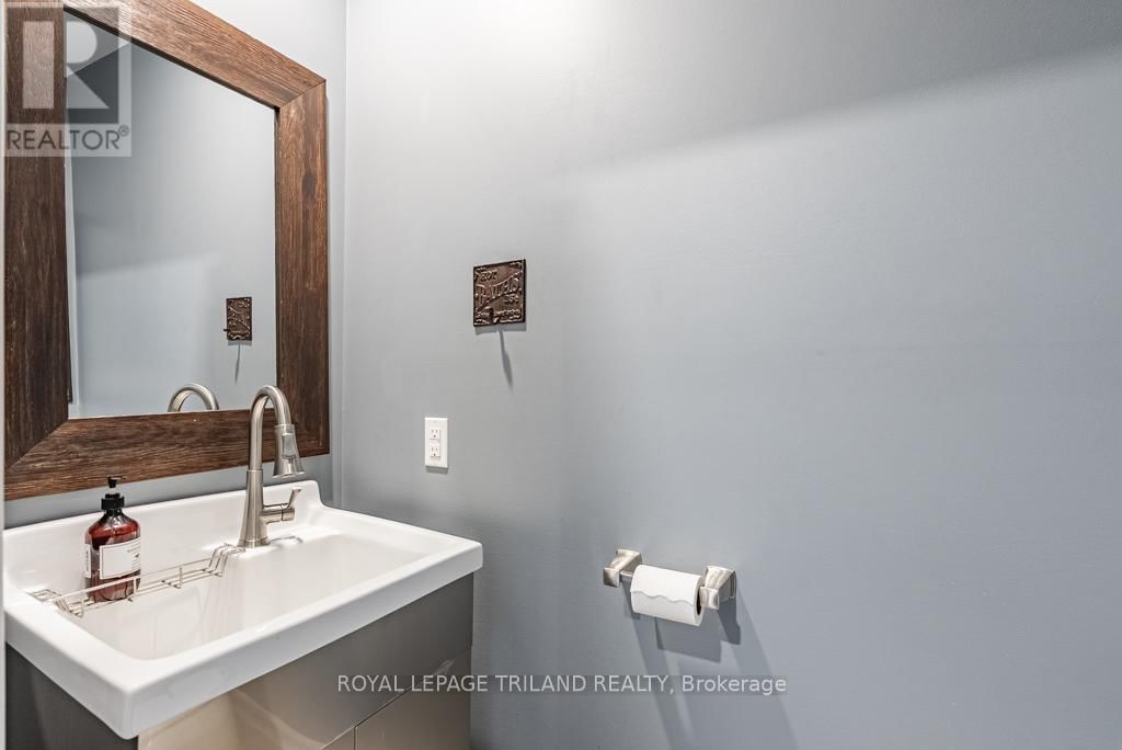 42420 RON MCNEIL LINE Image 25