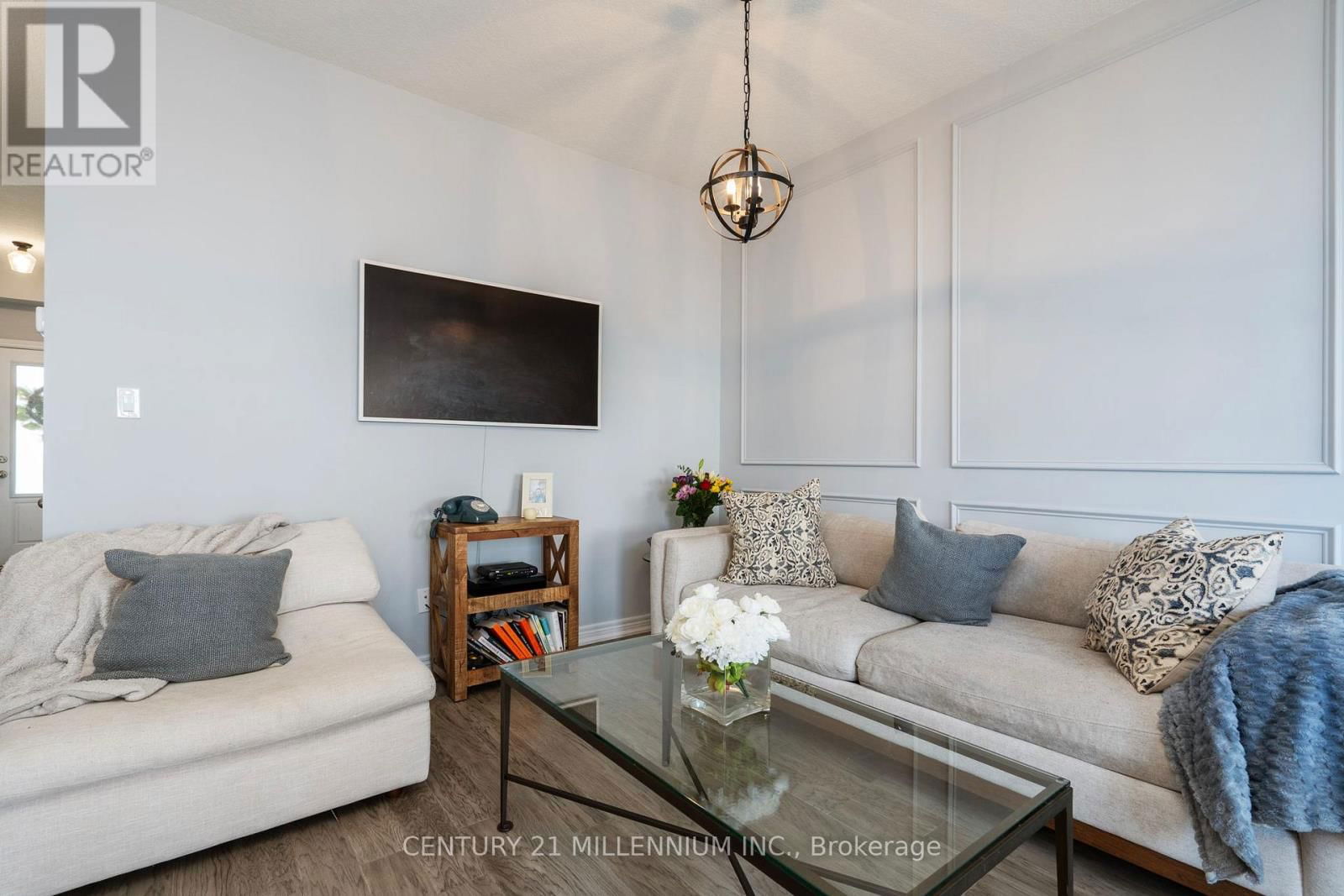 19 ARIETTA LANE Image 10