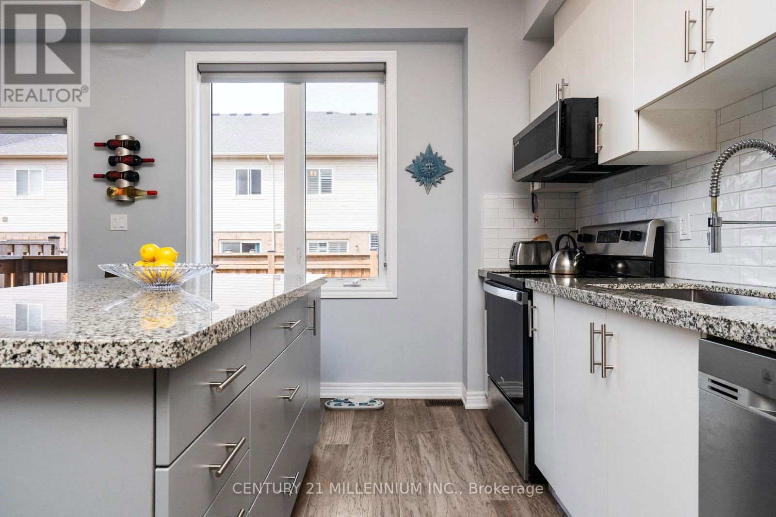 19 ARIETTA LANE Image 13