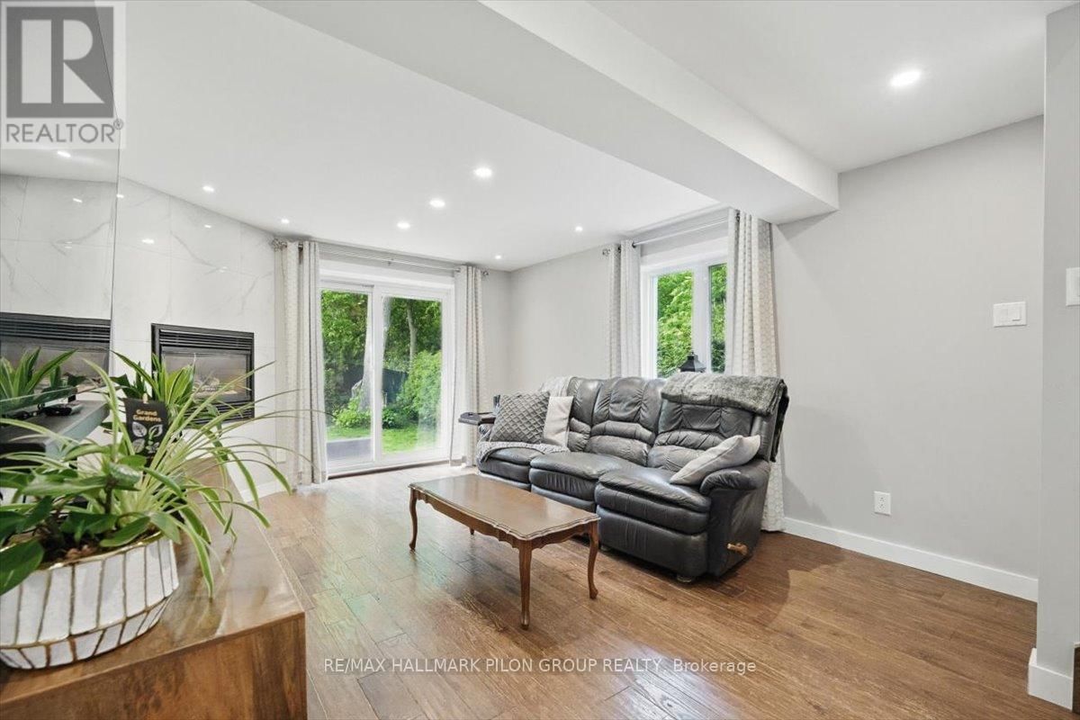 84 EASTPARK DRIVE Image 10