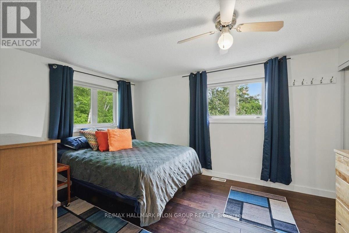 84 EASTPARK DRIVE Image 13