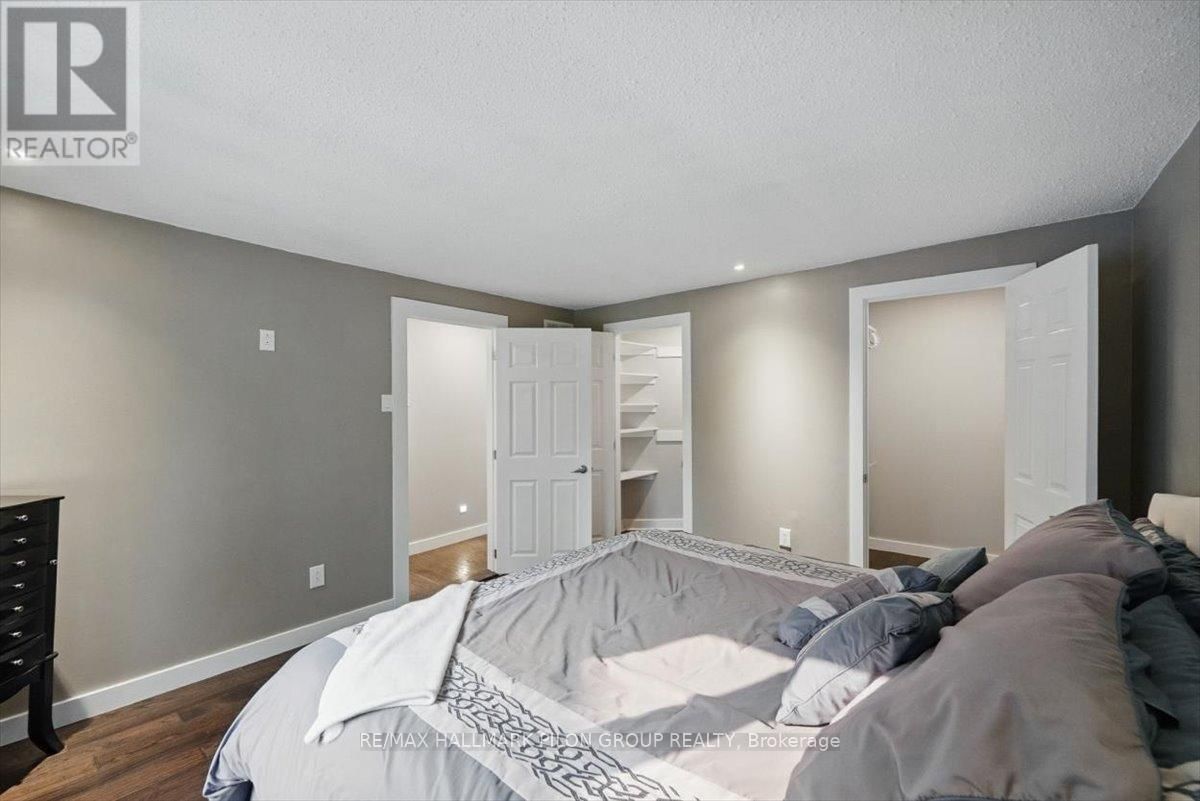 84 EASTPARK DRIVE Image 17