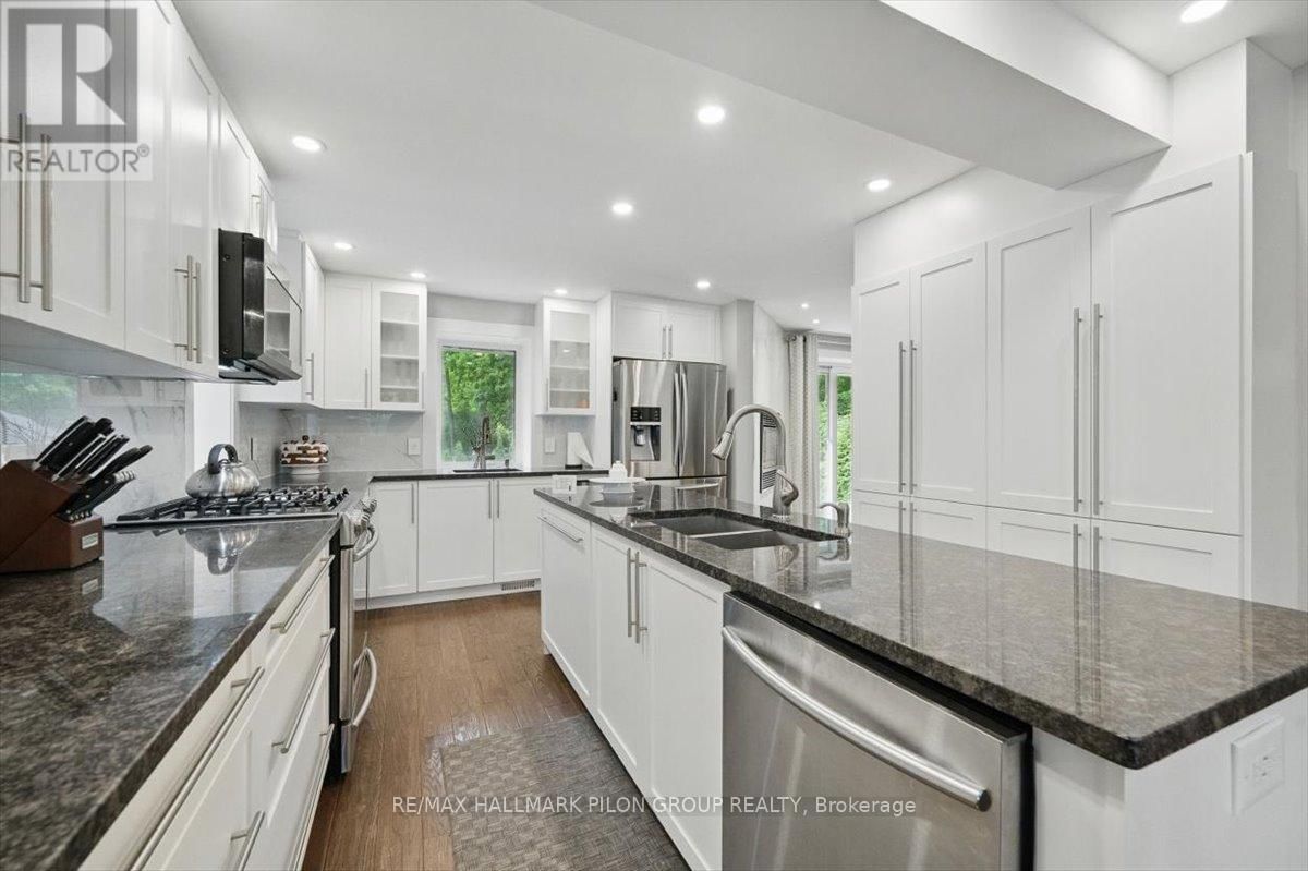 84 EASTPARK DRIVE Image 3