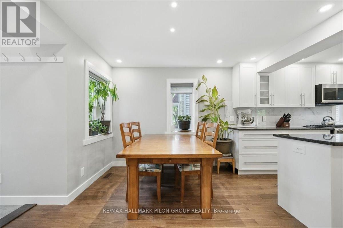 84 EASTPARK DRIVE Image 8