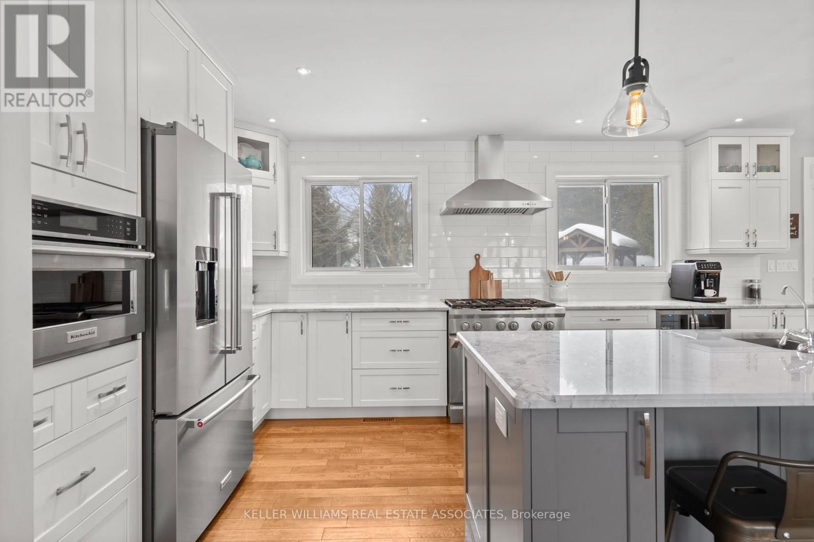 18 MCKIBBON AVENUE Image 10