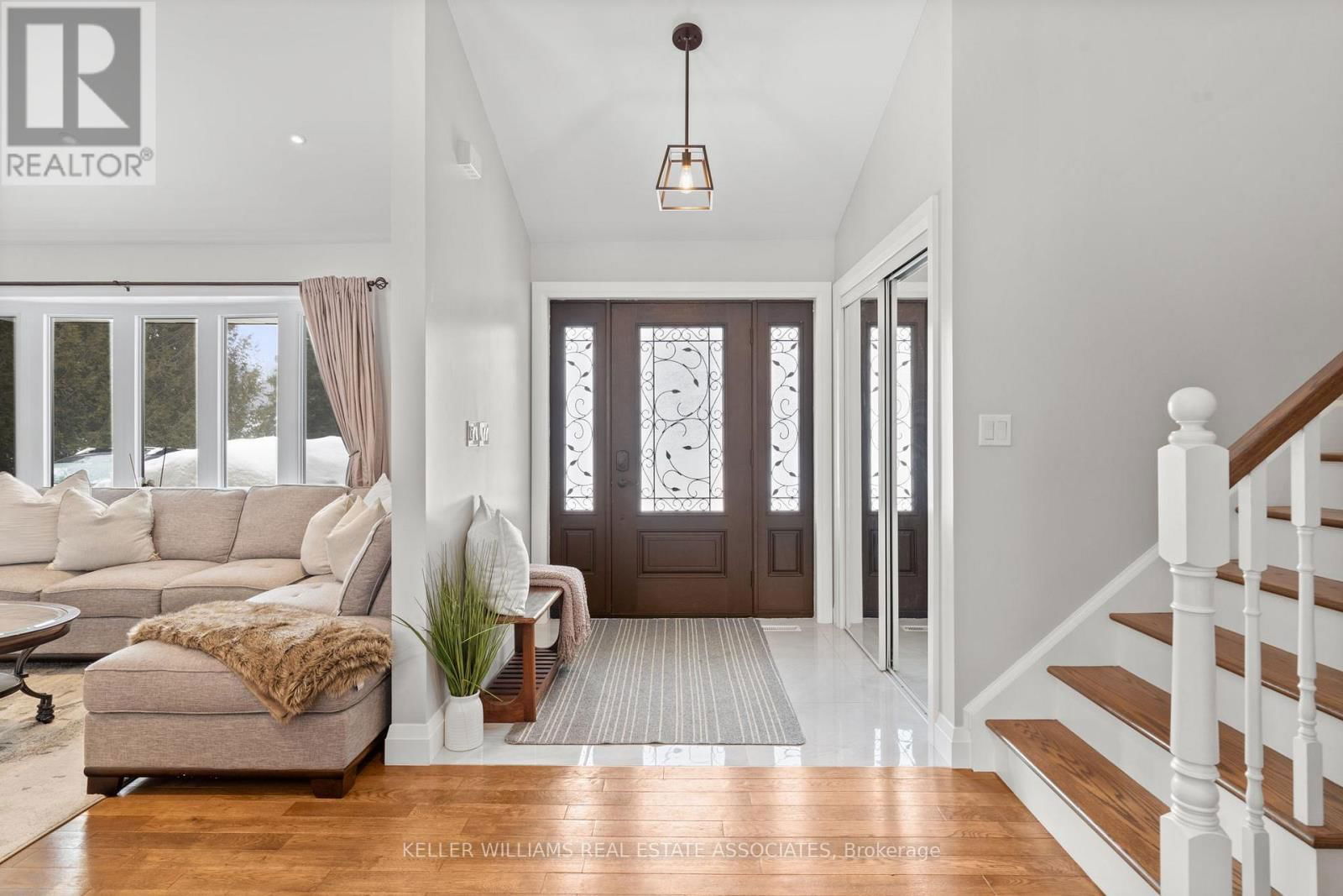 18 MCKIBBON AVENUE Image 3