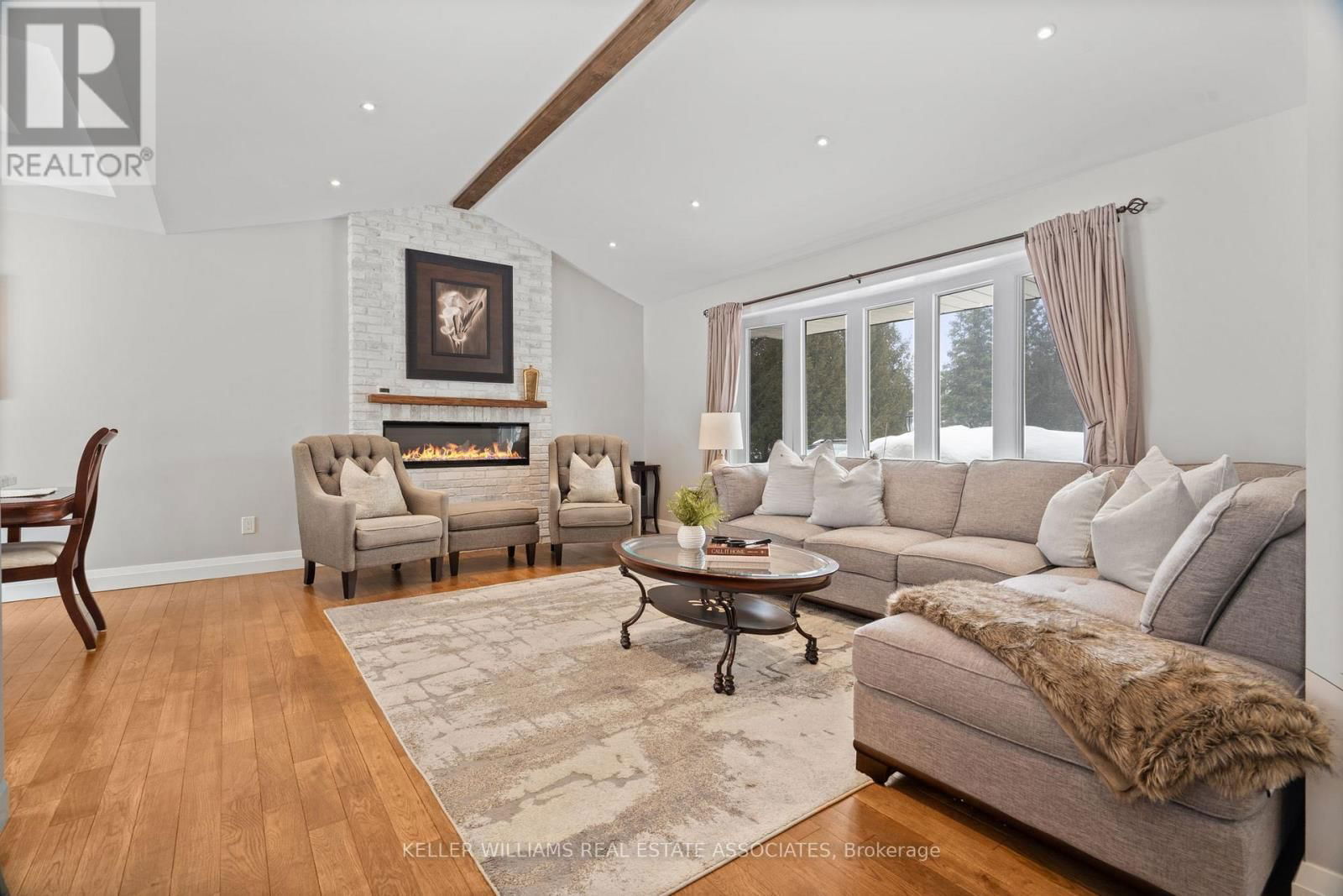 18 MCKIBBON AVENUE Image 4