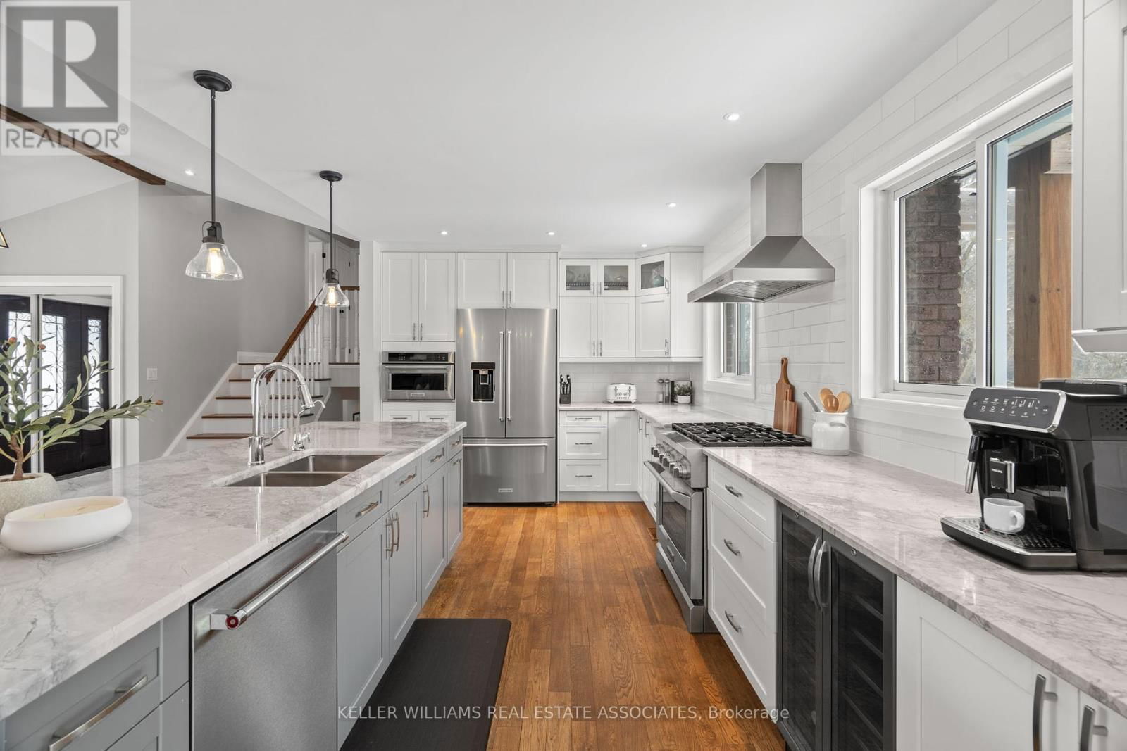 18 MCKIBBON AVENUE Image 8