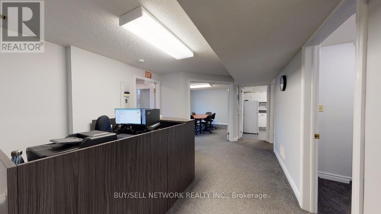 17 - 347 PIDO ROAD Image 12