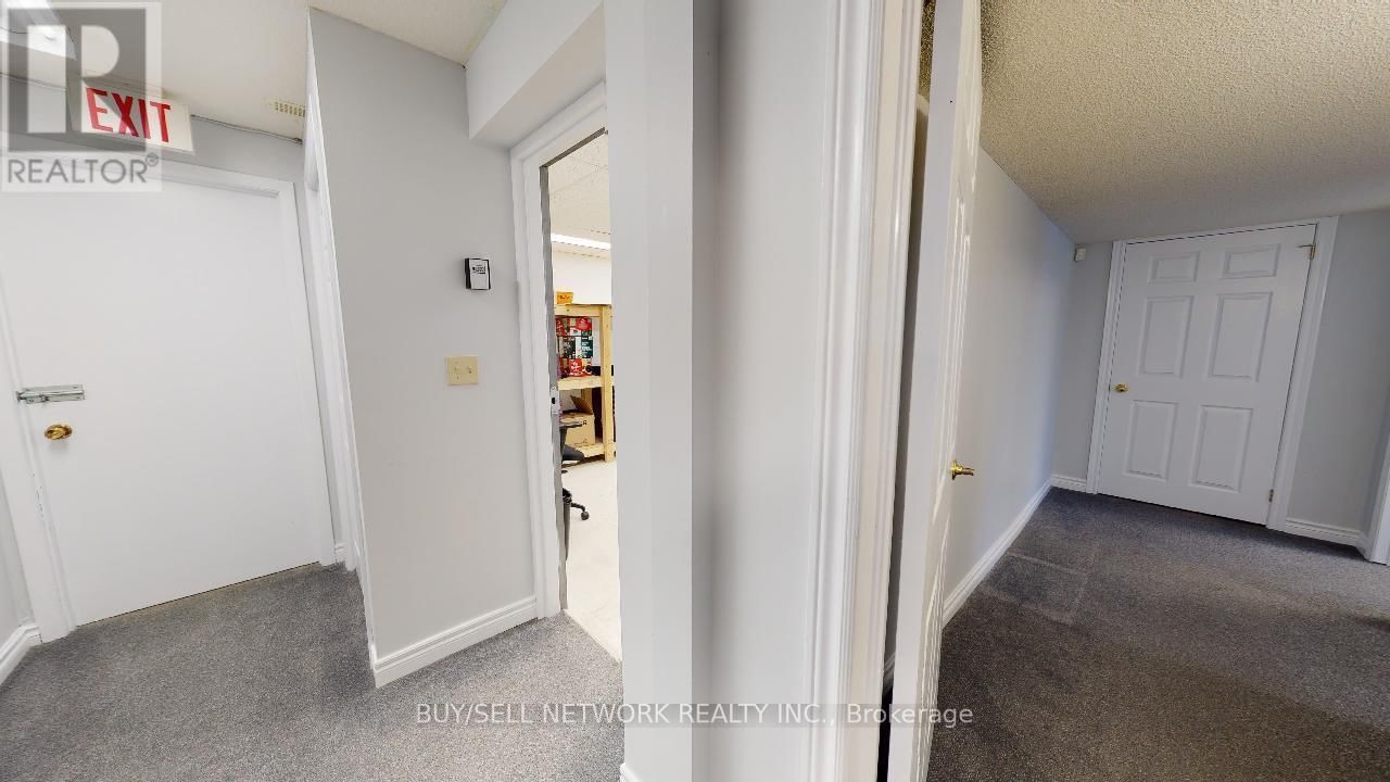 17 - 347 PIDO ROAD Image 13