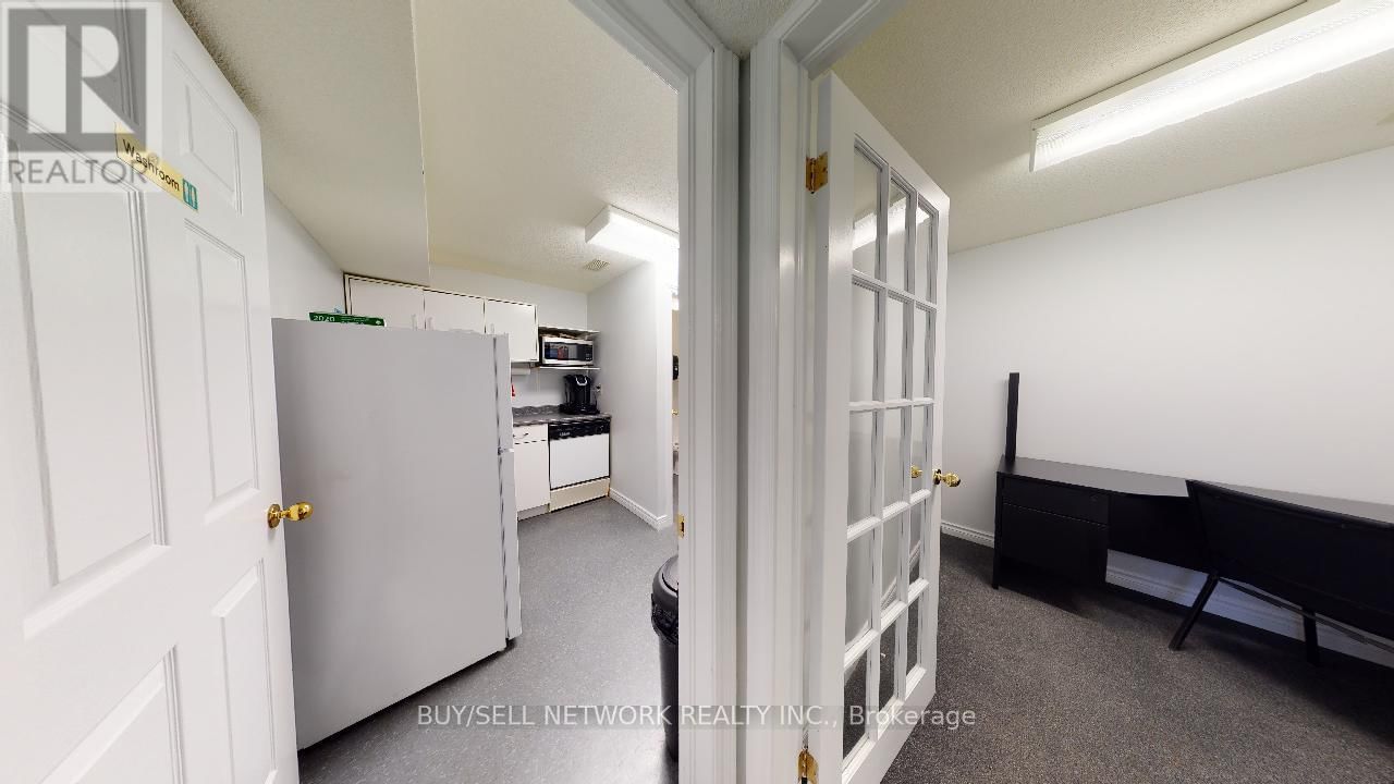 17 - 347 PIDO ROAD Image 19