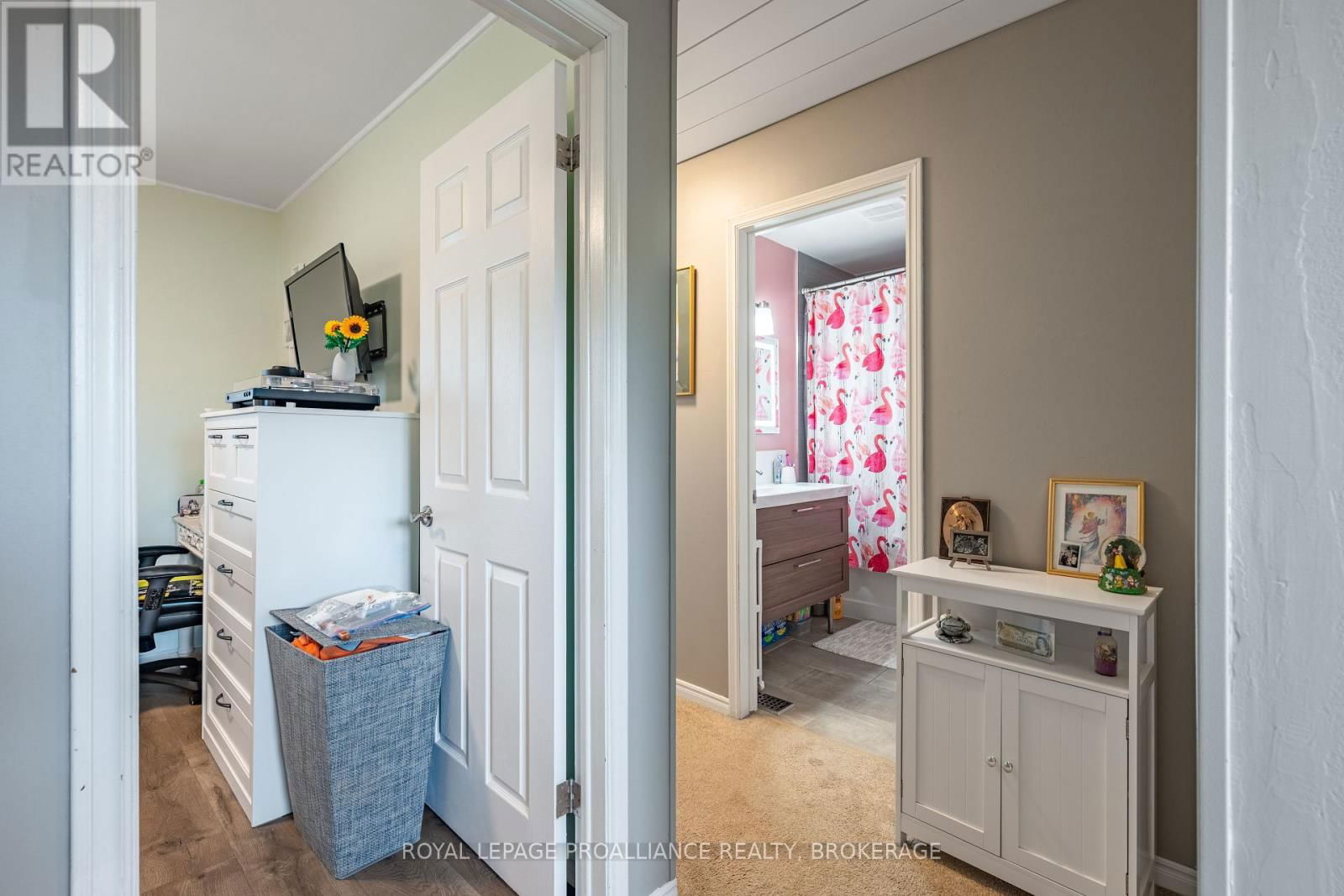 587 DAVIS DRIVE Image 18