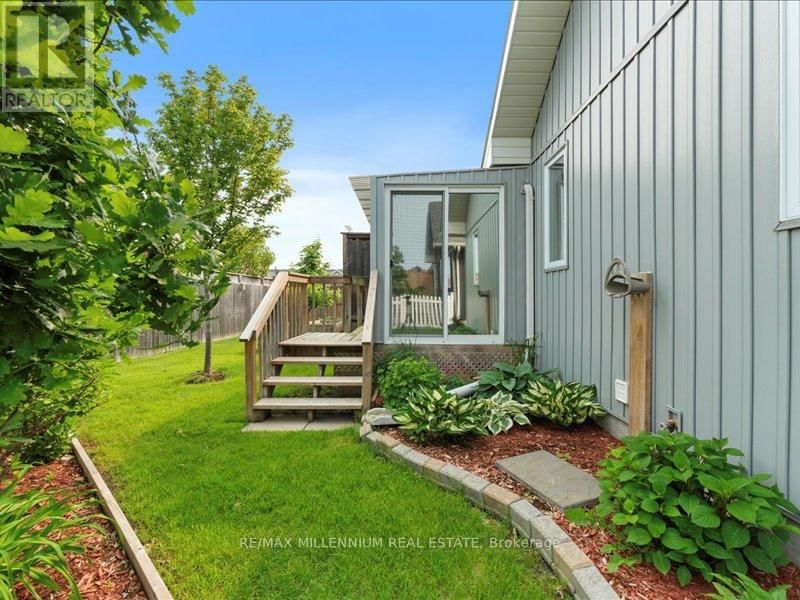 12 MAVIS WAY Image 30
