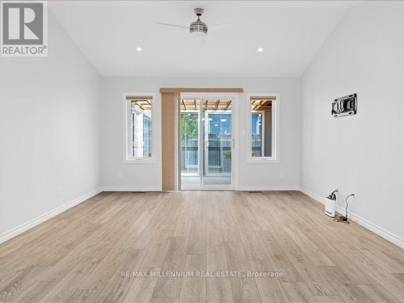 12 MAVIS WAY Image 8
