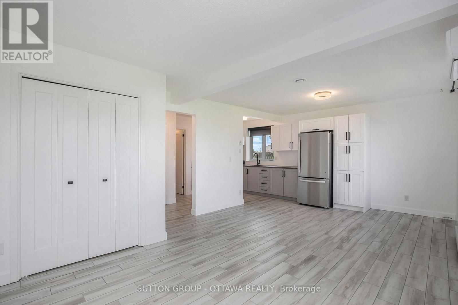 3 - 2461 DUNNING ROAD Image 6