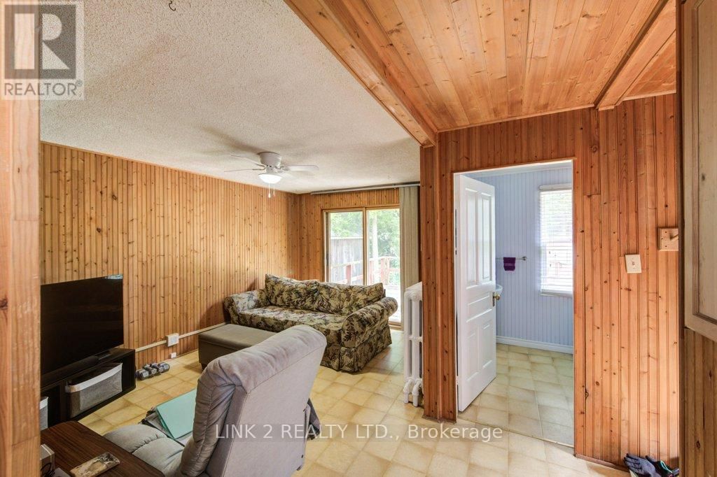 555 ST JAMES STREET Image 11