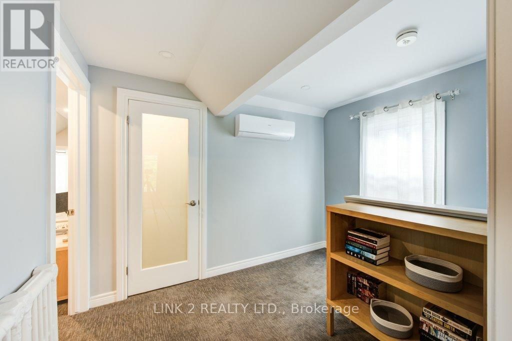555 ST JAMES STREET Image 15