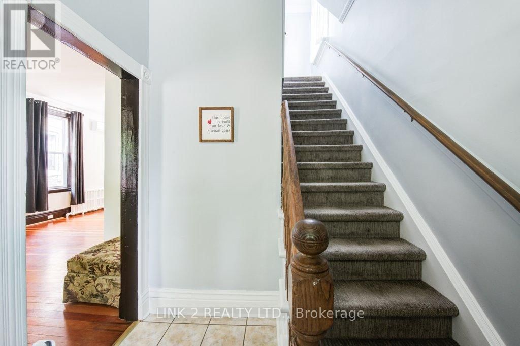 555 ST JAMES STREET Image 6