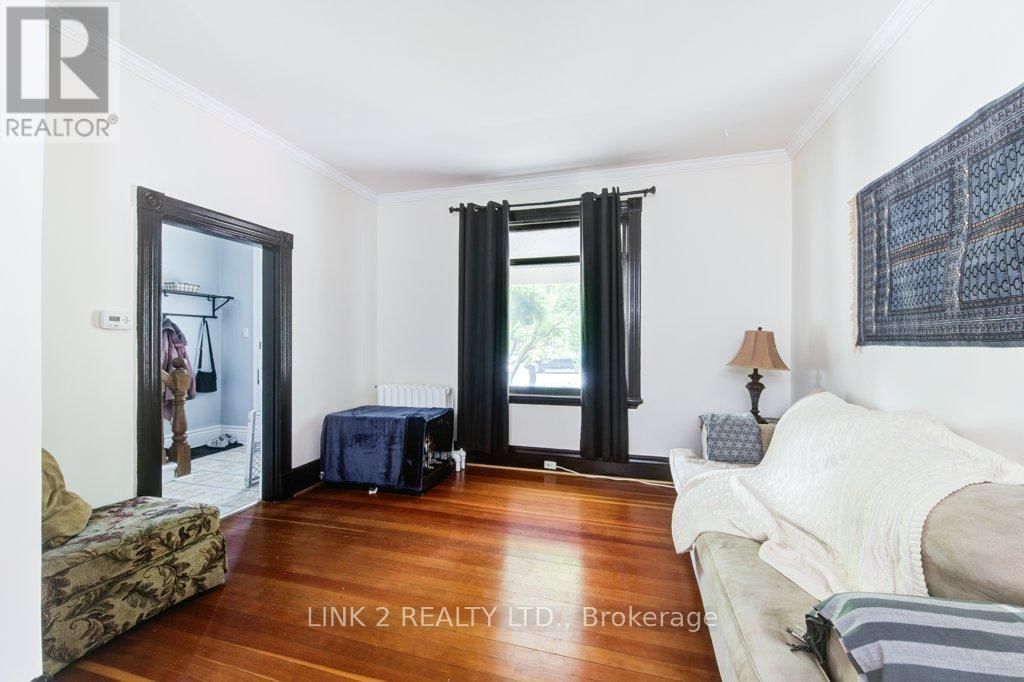 555 ST JAMES STREET Image 7