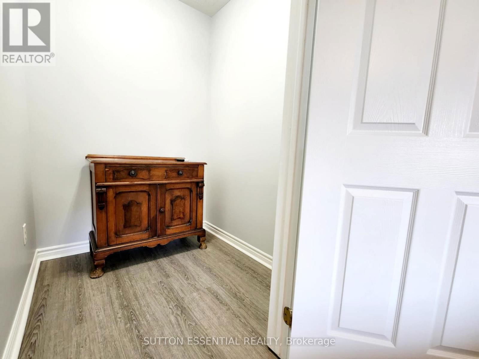 1 - 1171 MILLWOOD AVENUE Image 20
