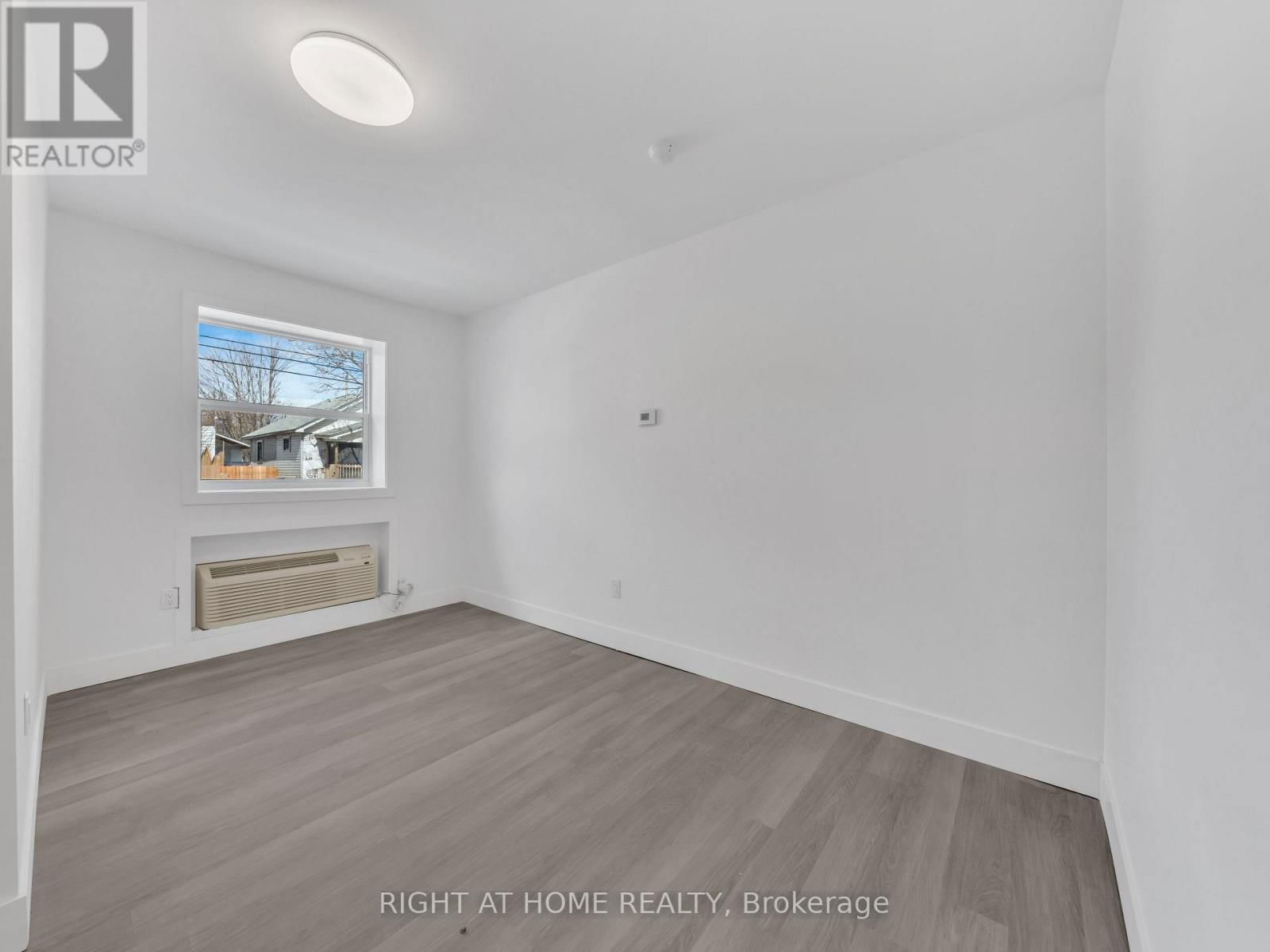 106 - 1804 DROUILLARD ROAD Image 4