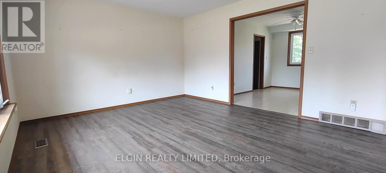 3 MARY BUCKE STREET Image 8